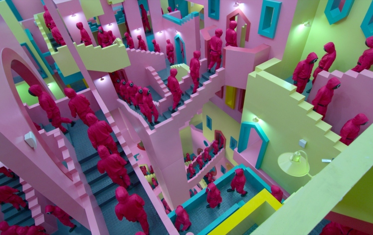 بازی مرکب: معماری شیک مینیمالیستی و فضاهای سرکوب گر